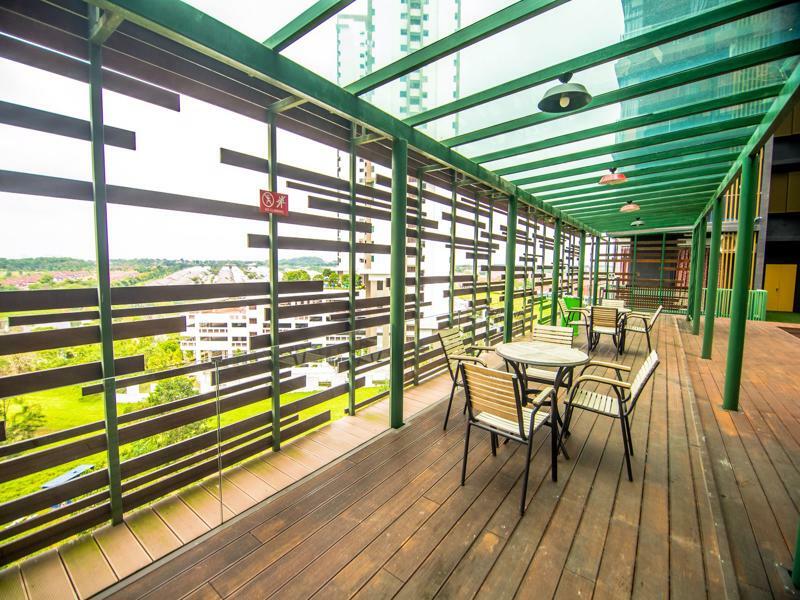 Cube 8teens By Thinker 3* Johor Bahru