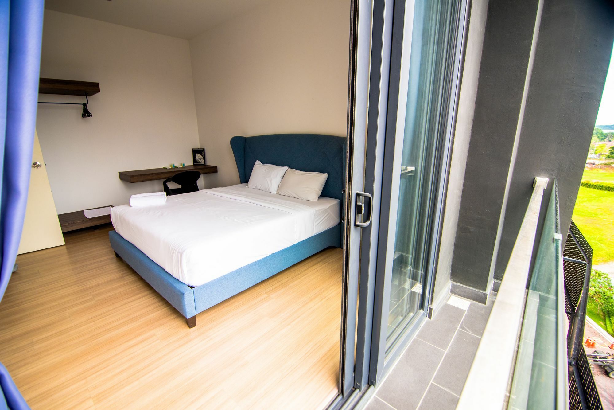 Hotel Cube 8teens By Thinker 3*